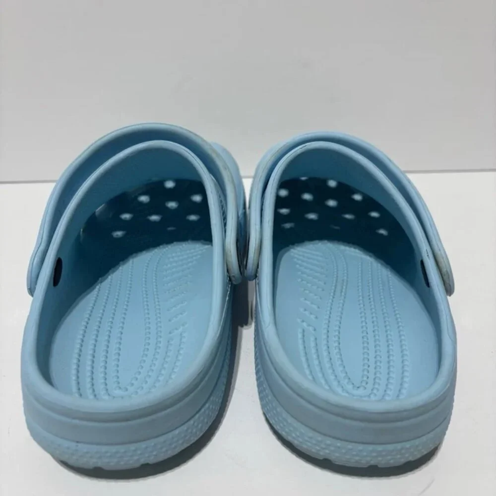 Crocs Big Kids’ Classic Slip-On Clogs Blue, Boys’ Size 3 M